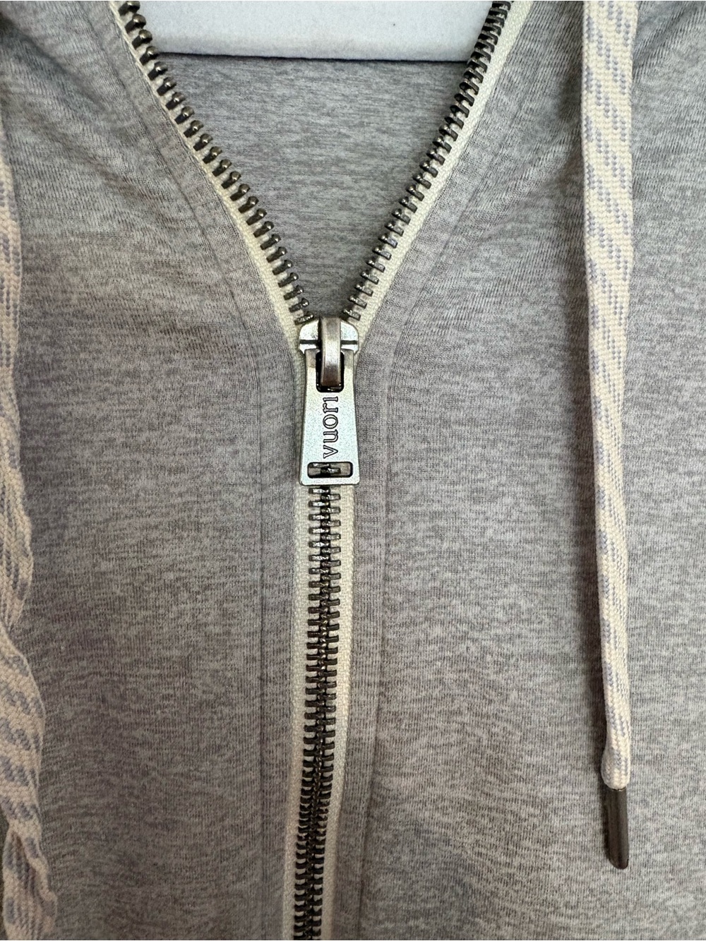 Vuori Halo Performance Hoodie 2.0 | Size Medium | Like New - Picture 8 of 14